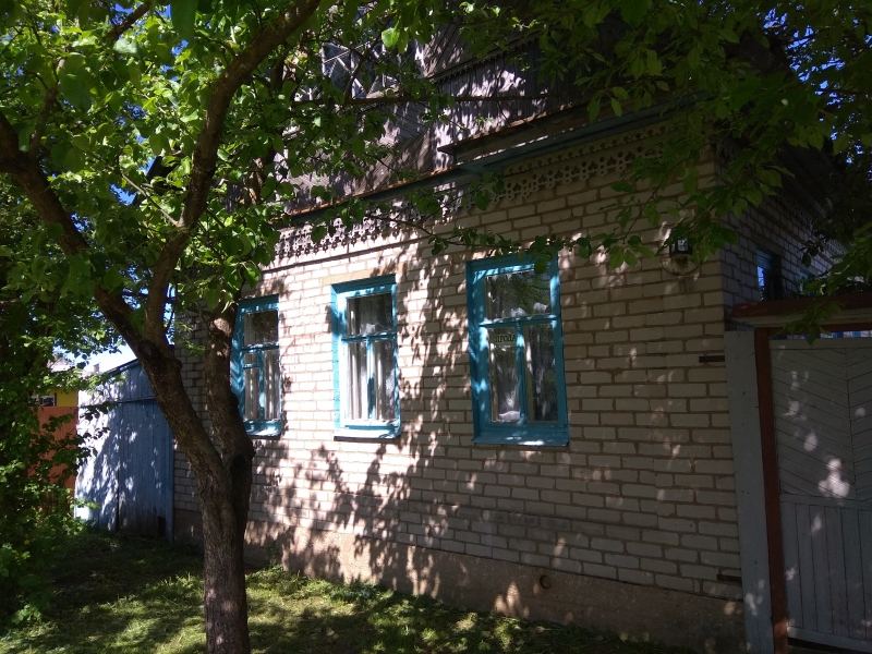 Продается дом 60 кв.м. и земельный участок 8 соток