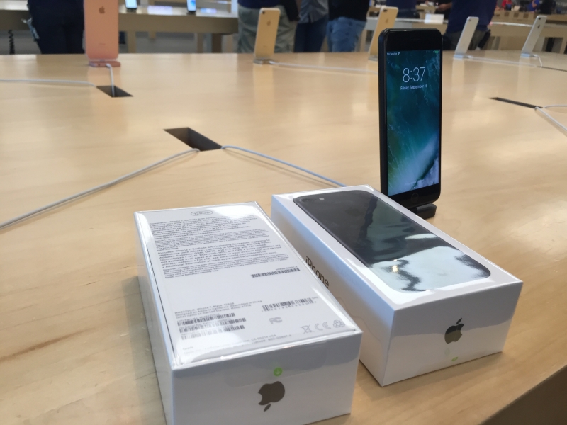 iPhone 7 128GB Black матовый