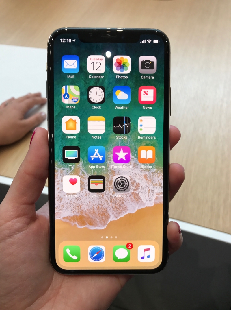 Продаю iPhone X 256 gb \ Silver \ Новый\