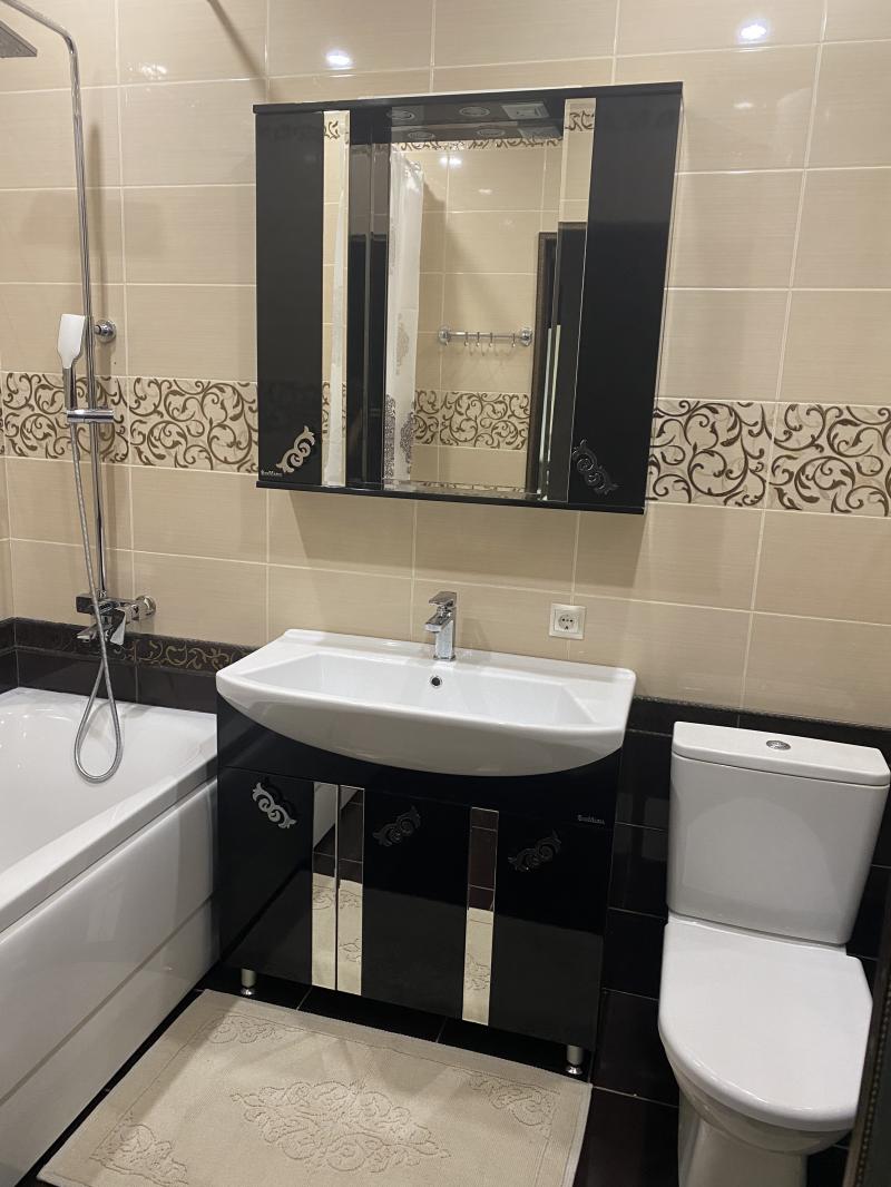 2-к квартира, 70 м2, 5/12 эт.