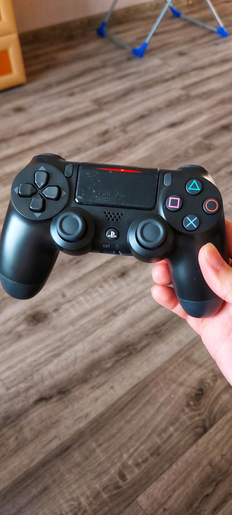 Playstation 4 slim