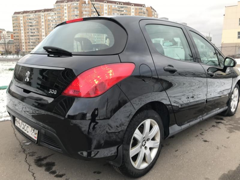 Peugeot 308, 2011