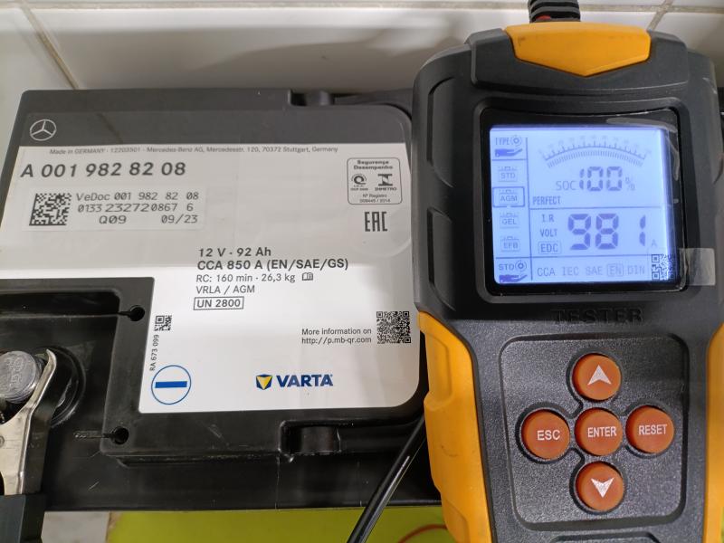 Аккумулятор AGM Varta 92 Ah 850 (en)