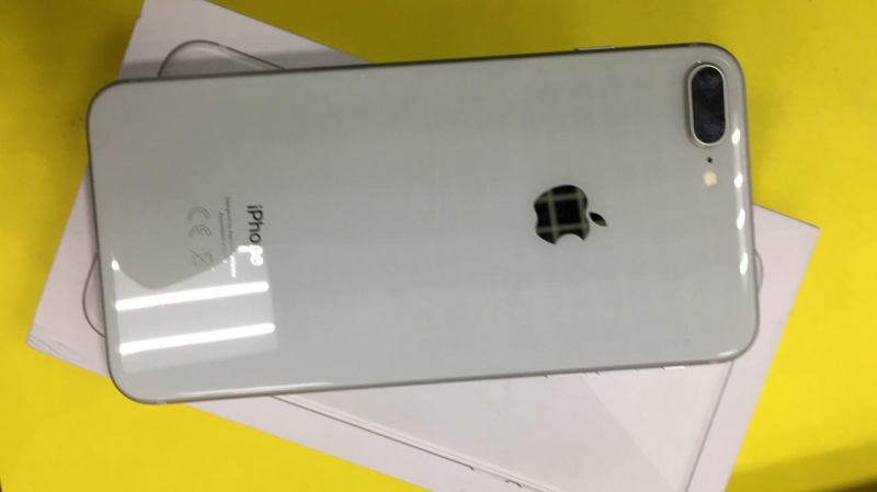 Iphone8+256