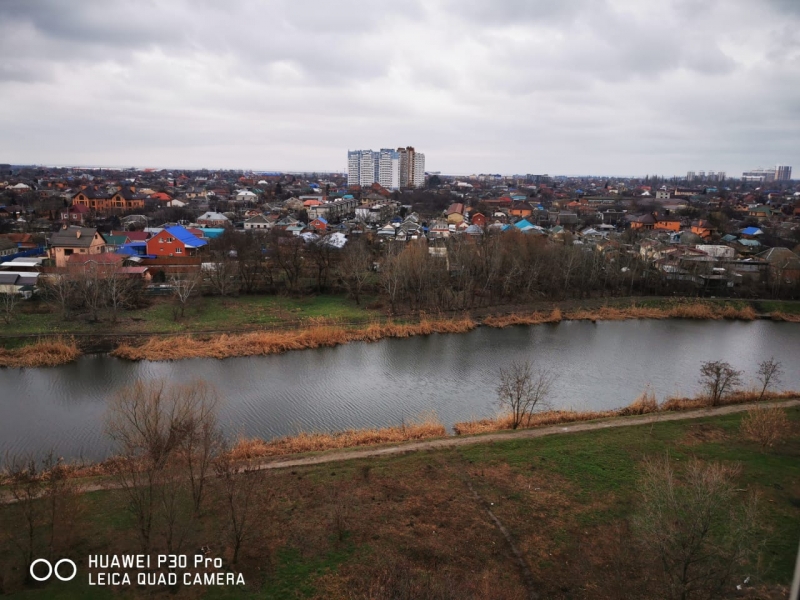 1-к квартира, 49,9 м2, 10/17 эт. с видом на озеро.