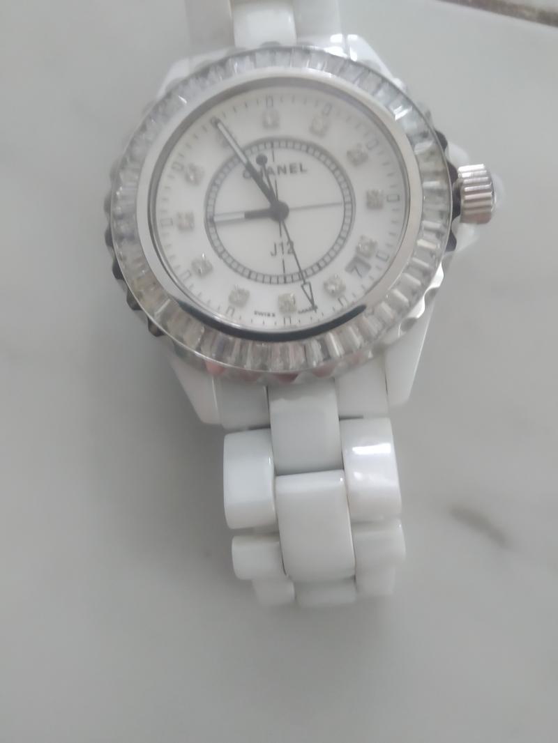 Часы CHANEL