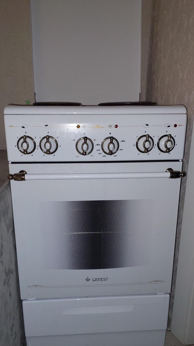 Продам электрическую плиту GEFEST 5140-01 0121