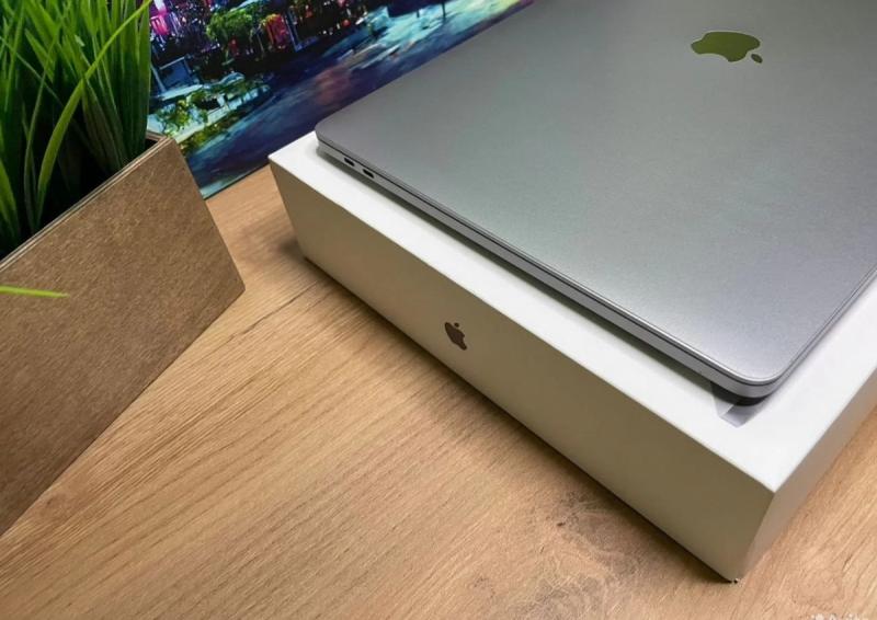 Macbook pro 16 2021 Отличный