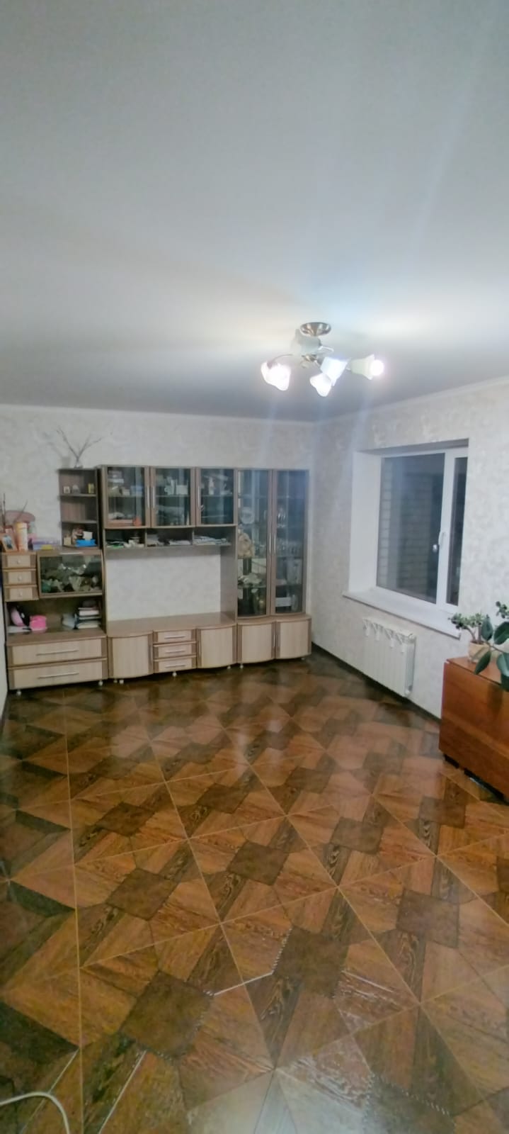 3-к квартира, 90 м2, 11/12 эт.