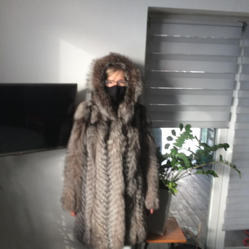 продам шубу женскую