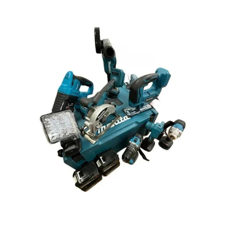   "Makita" 81