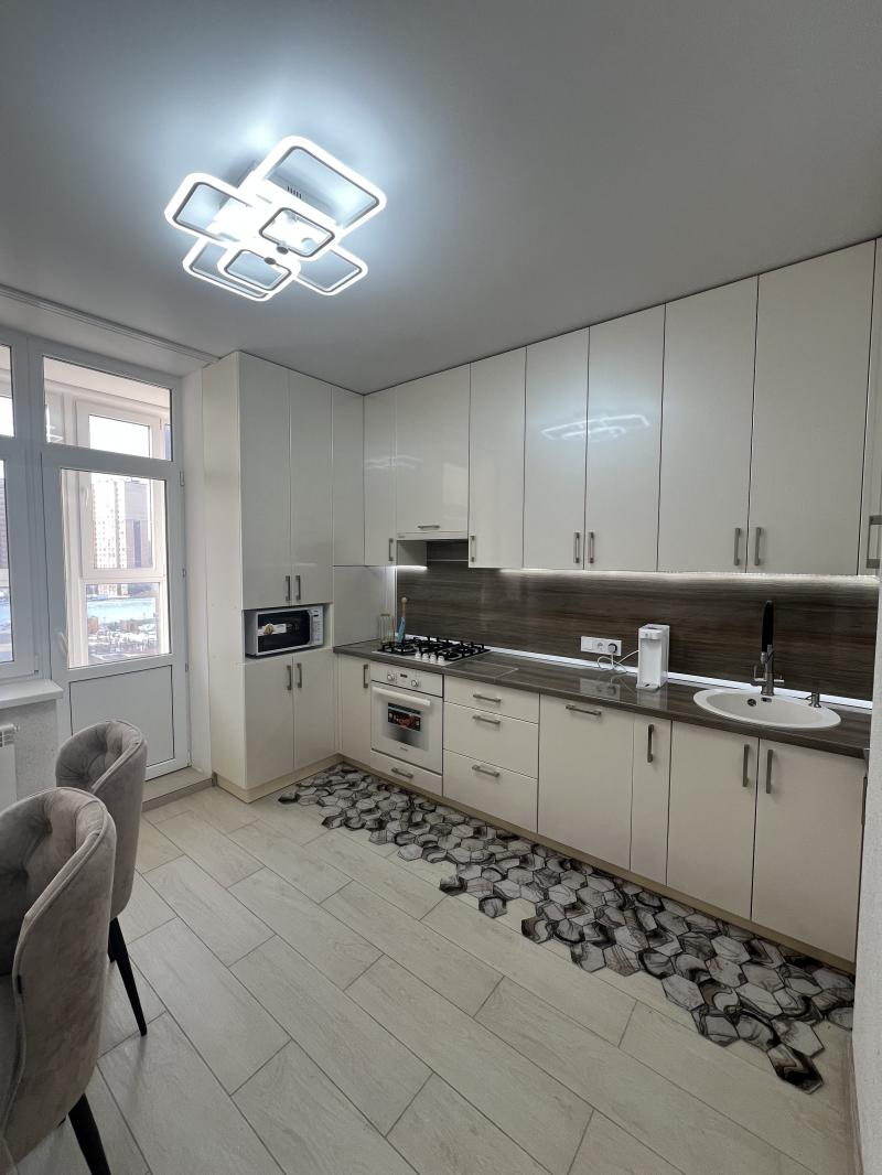 2-к квартира, 56 м2, 8/18 эт.