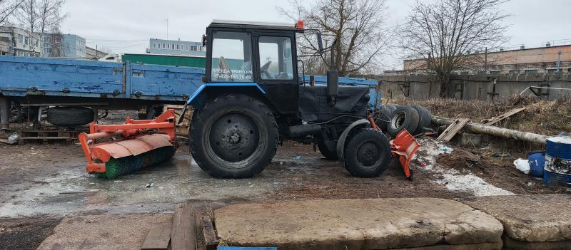 Аренда трактора с щеткой