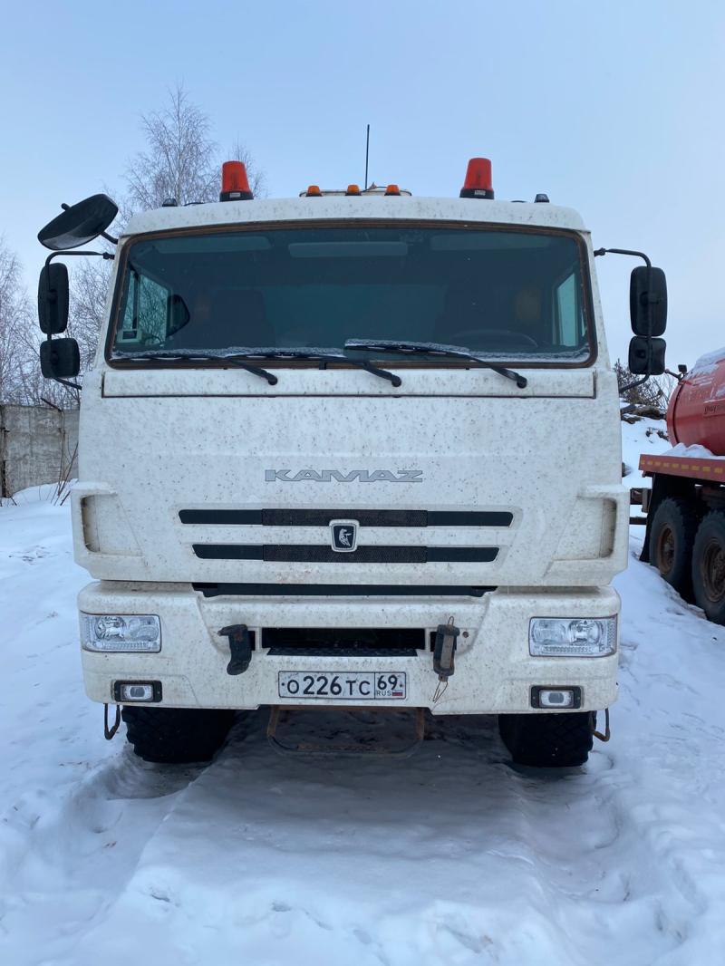 КАМАЗ Тягач