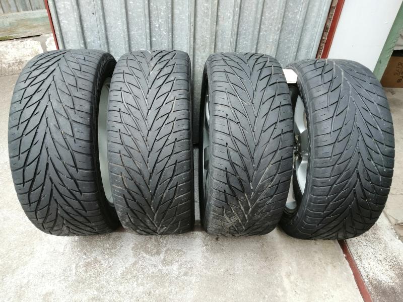  /  265/50 R20  