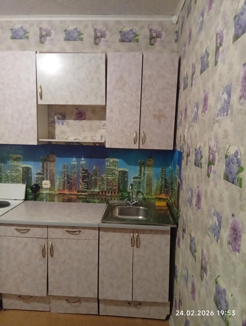 1-� ��������, 32 �2, 4/9 ��.