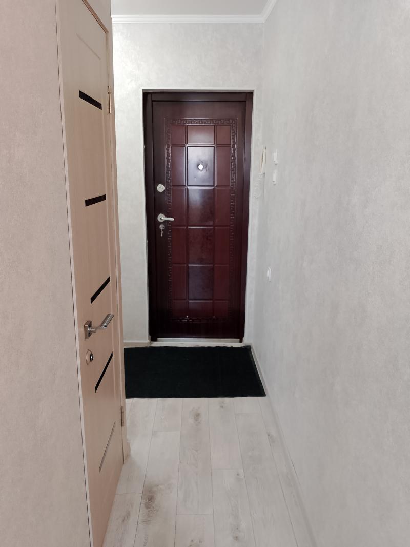 1-к квартира, 30 м2, 5/5 эт.