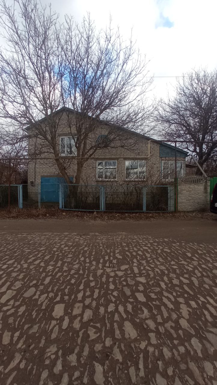 Продаётся дом в пгт. Петровка