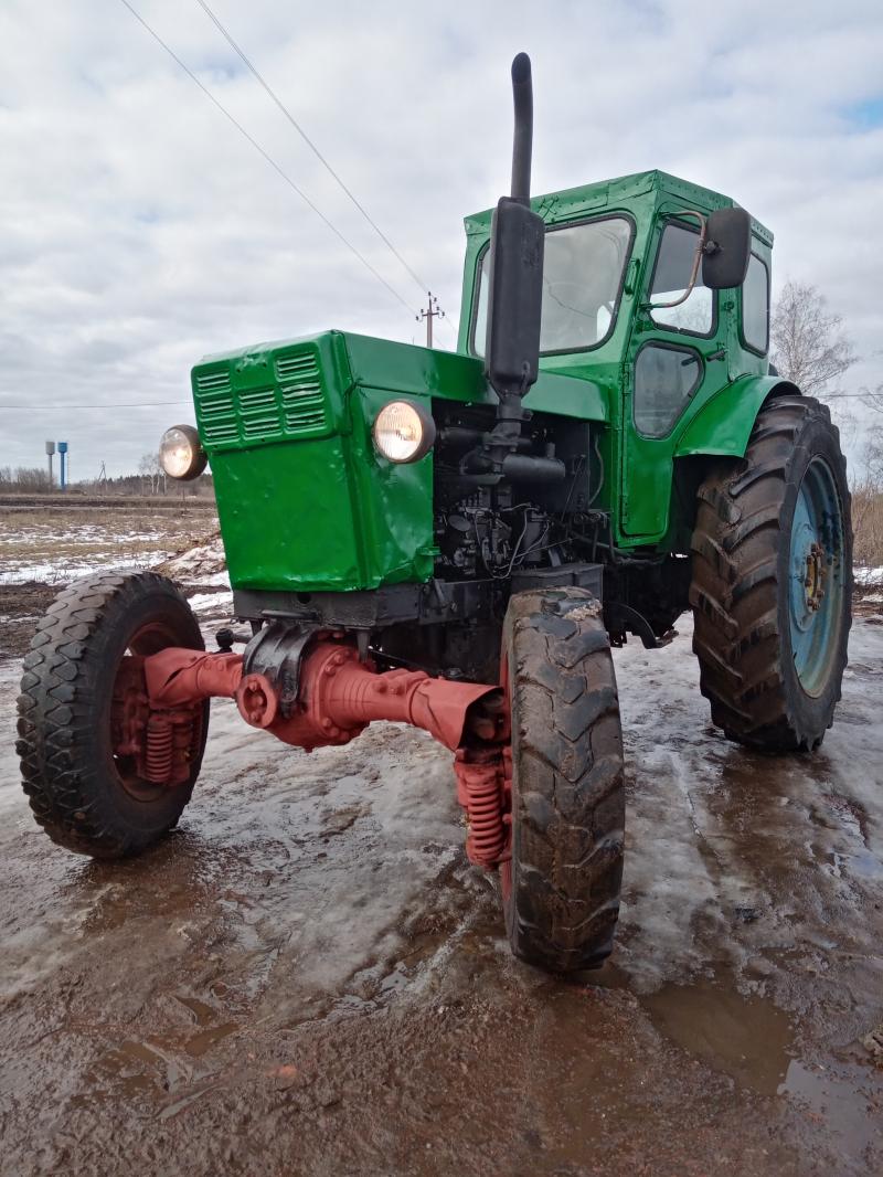 Т 40,лтз трактор с передком