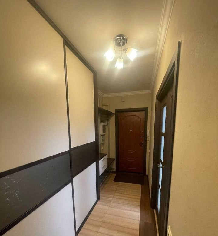 2-� ��������, 56 �2, 3/5 ��.
