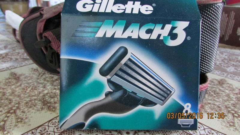 продам лезвия для бритья Жилет  Мак 3