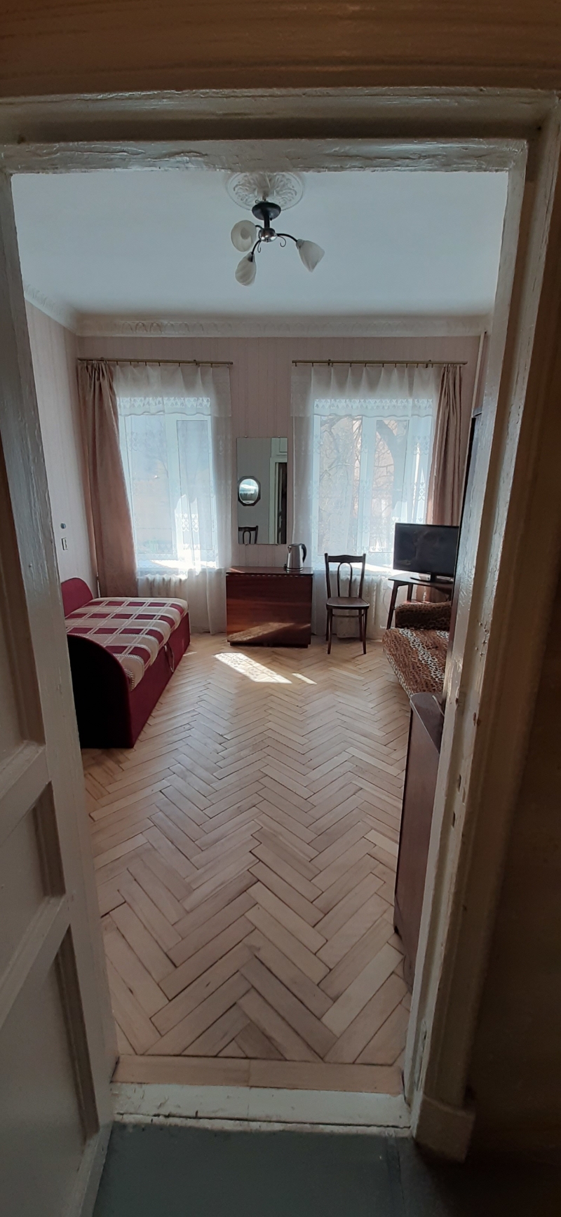 Комната в 3-к 15 м2, 3 эт. дом