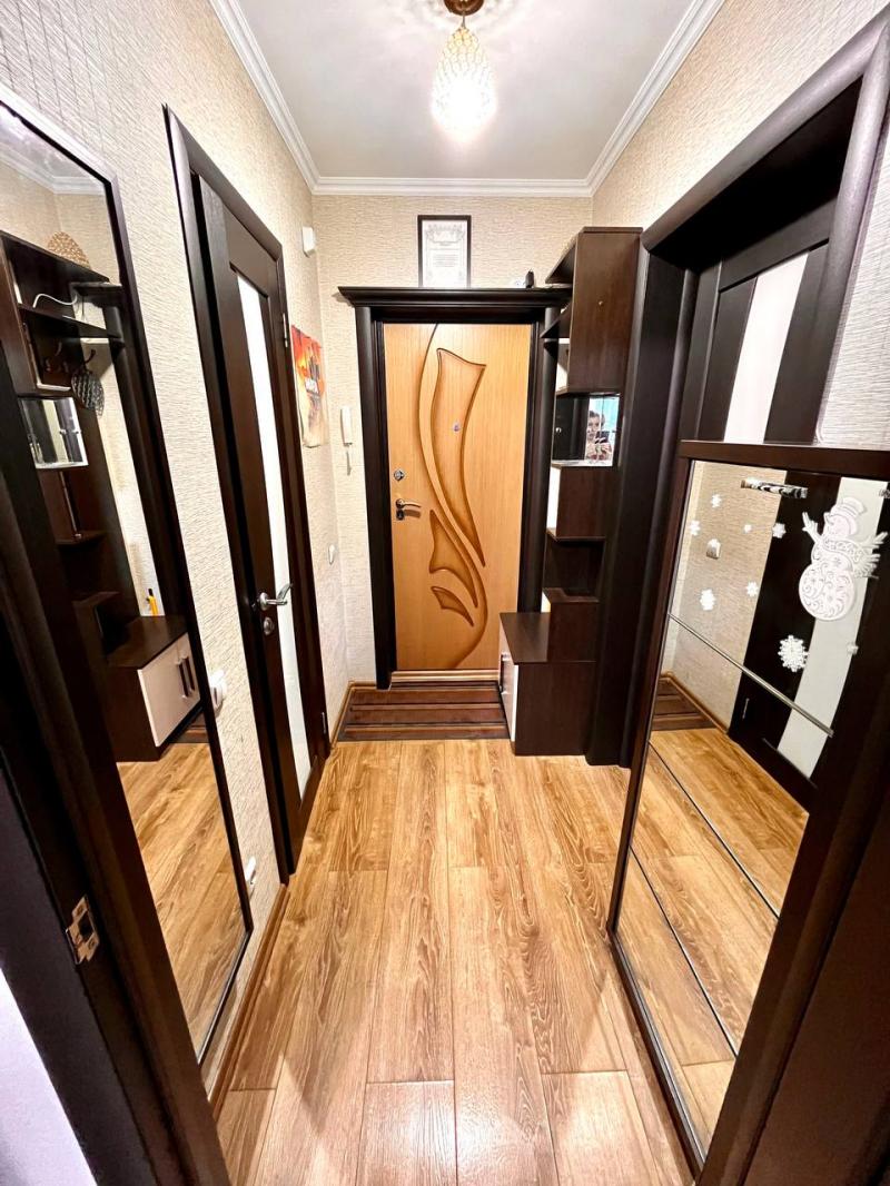 Прекрасная 1-к квартира, 33 м2 с дизайнерским ремонтом!!!