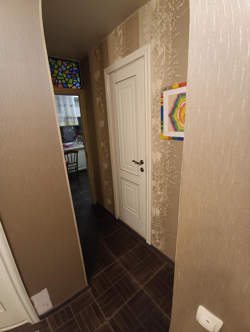 2-к квартира, 42 м2, 3/5 эт.