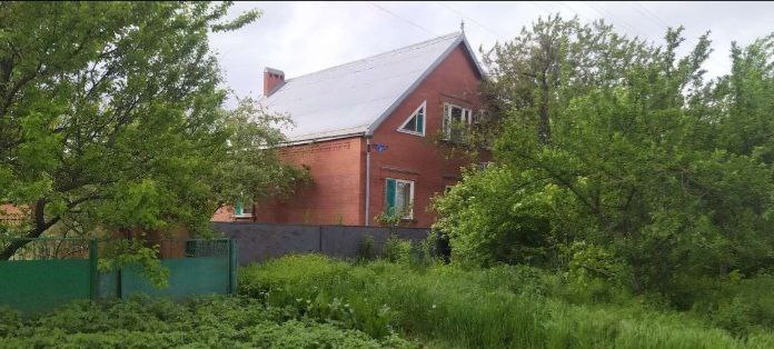 Дом г. Новокубанск Краснодарский край 180 м2