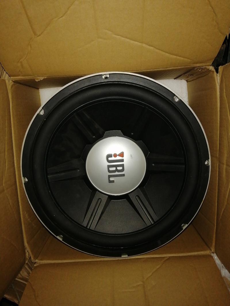 ������ ����� ������� ������� 15" JBL