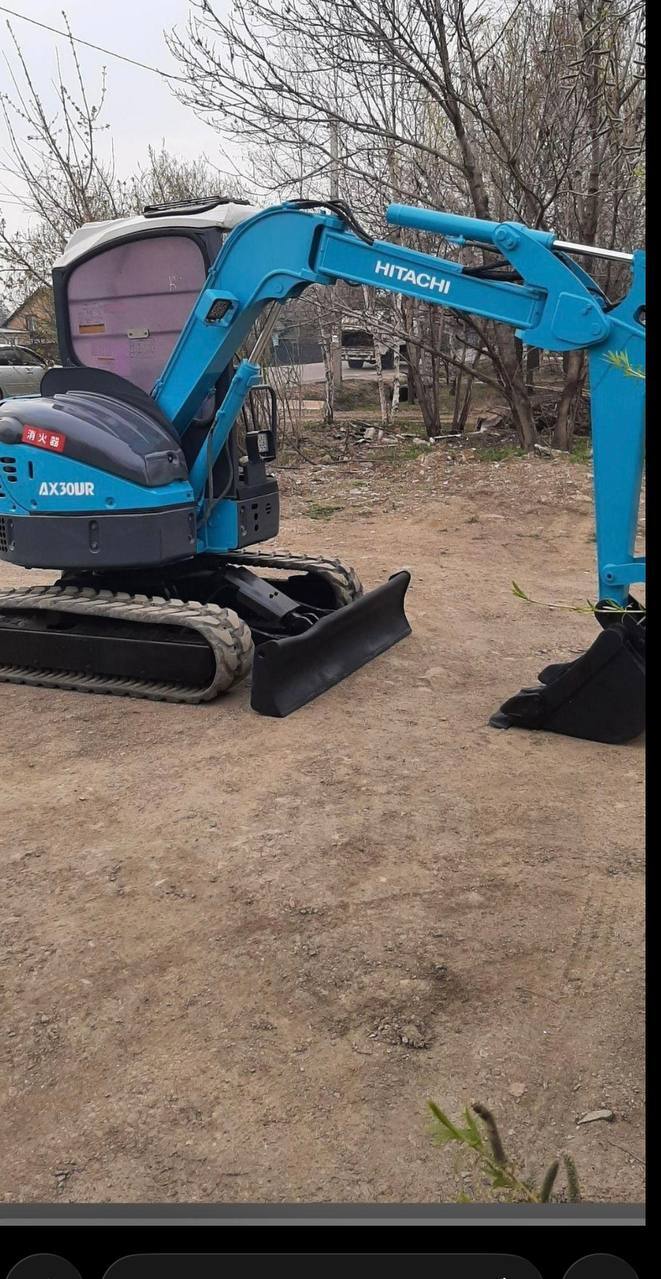 ������ Hitachi ez30ur 2016 ����