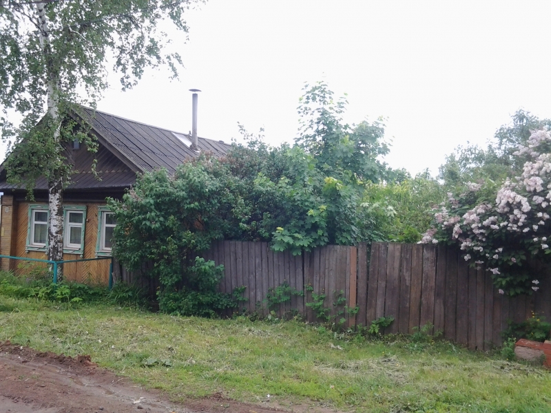 Дом 60 м2 в центре с. Киясово на берегу пруда