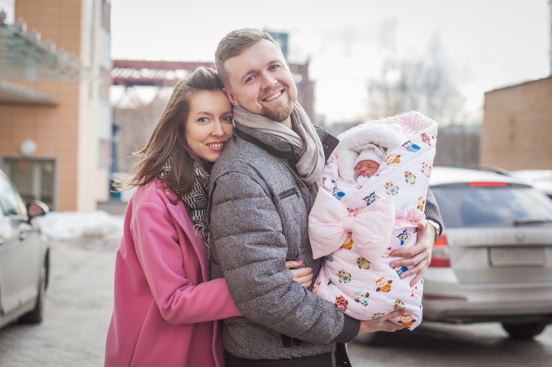 Фотограф фотосъемка на выписку из роддома недорого