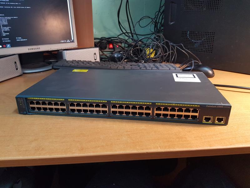 Cisco c2960 48tt