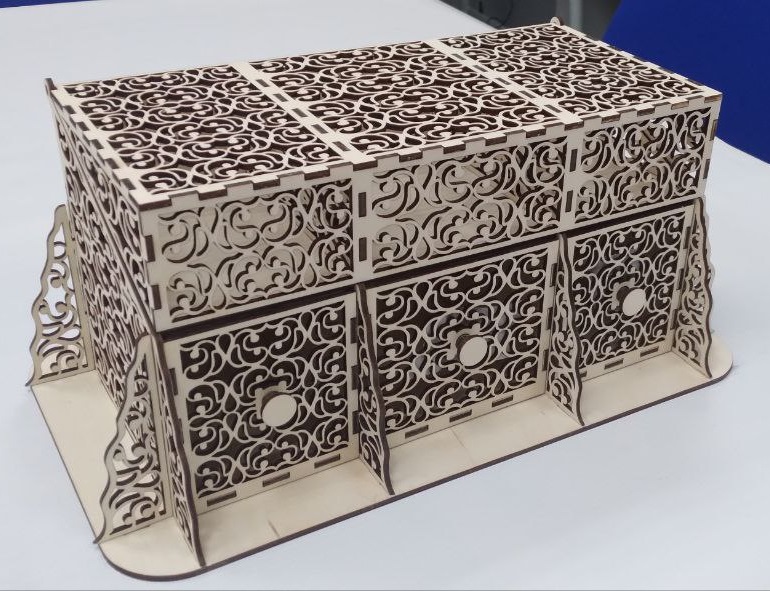 Шкатулка для всякой всячины