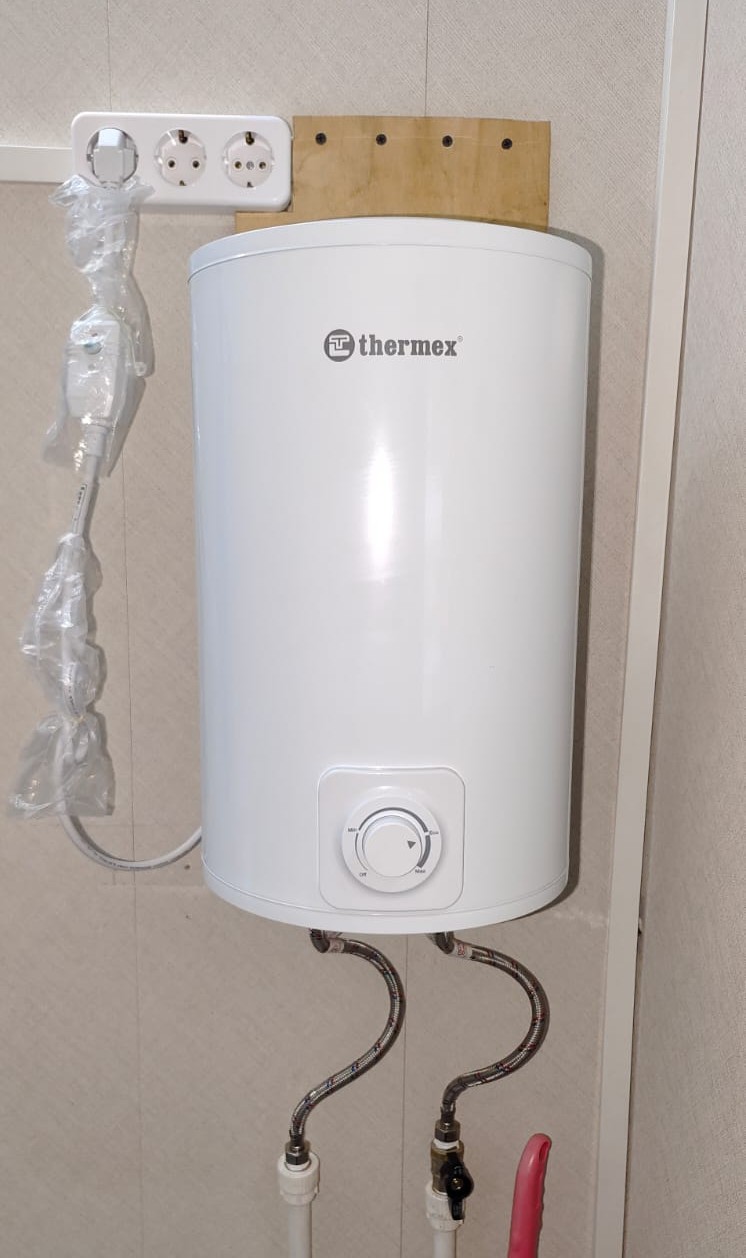 Водонагреватель накопительный Thermex IC 10 O 1500 Вт 10 л