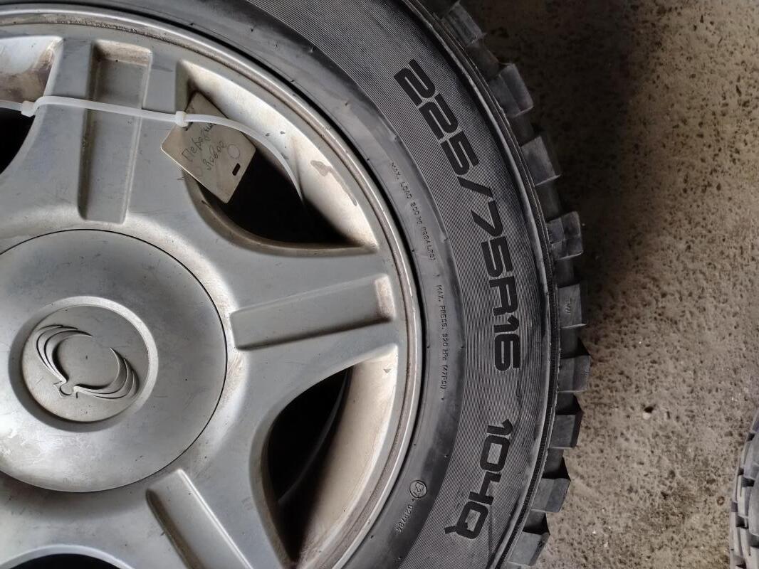   225/75R16  .
