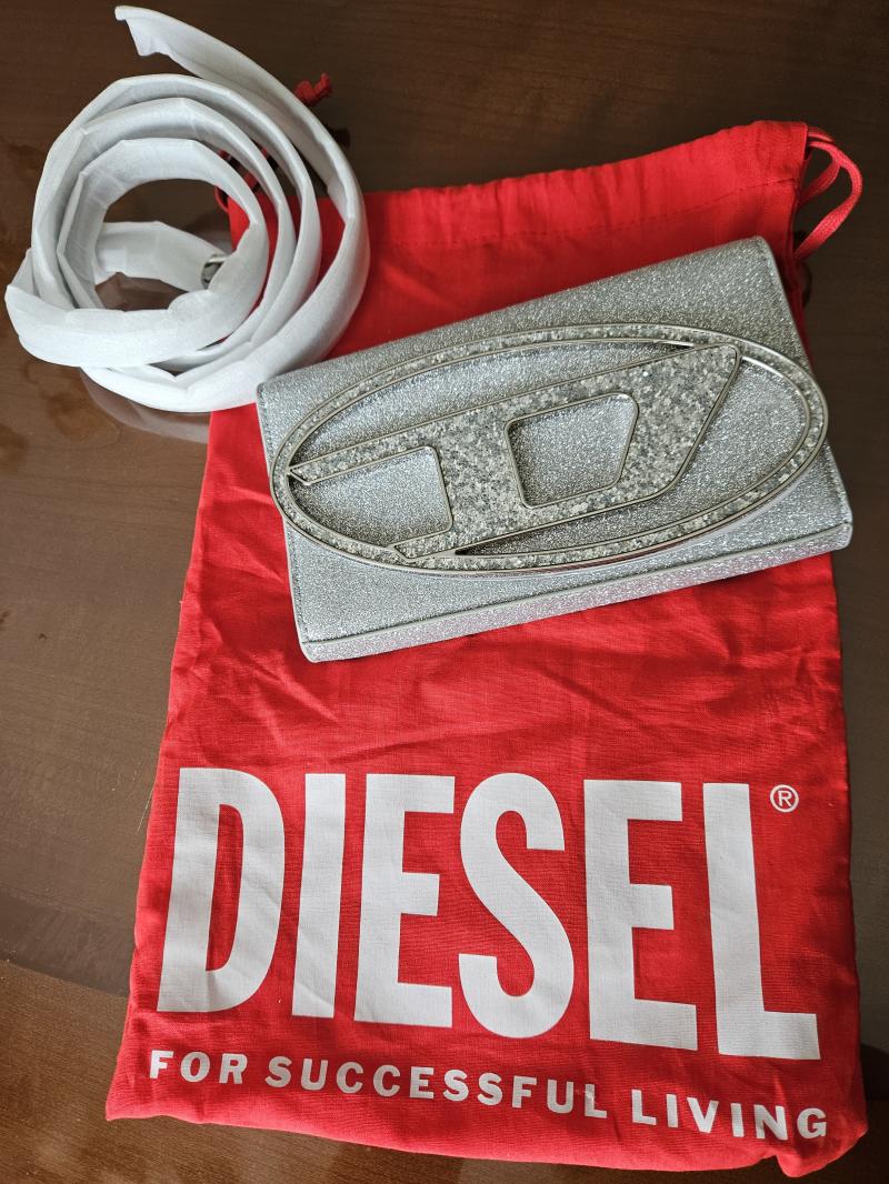 Продать сумку Diesel