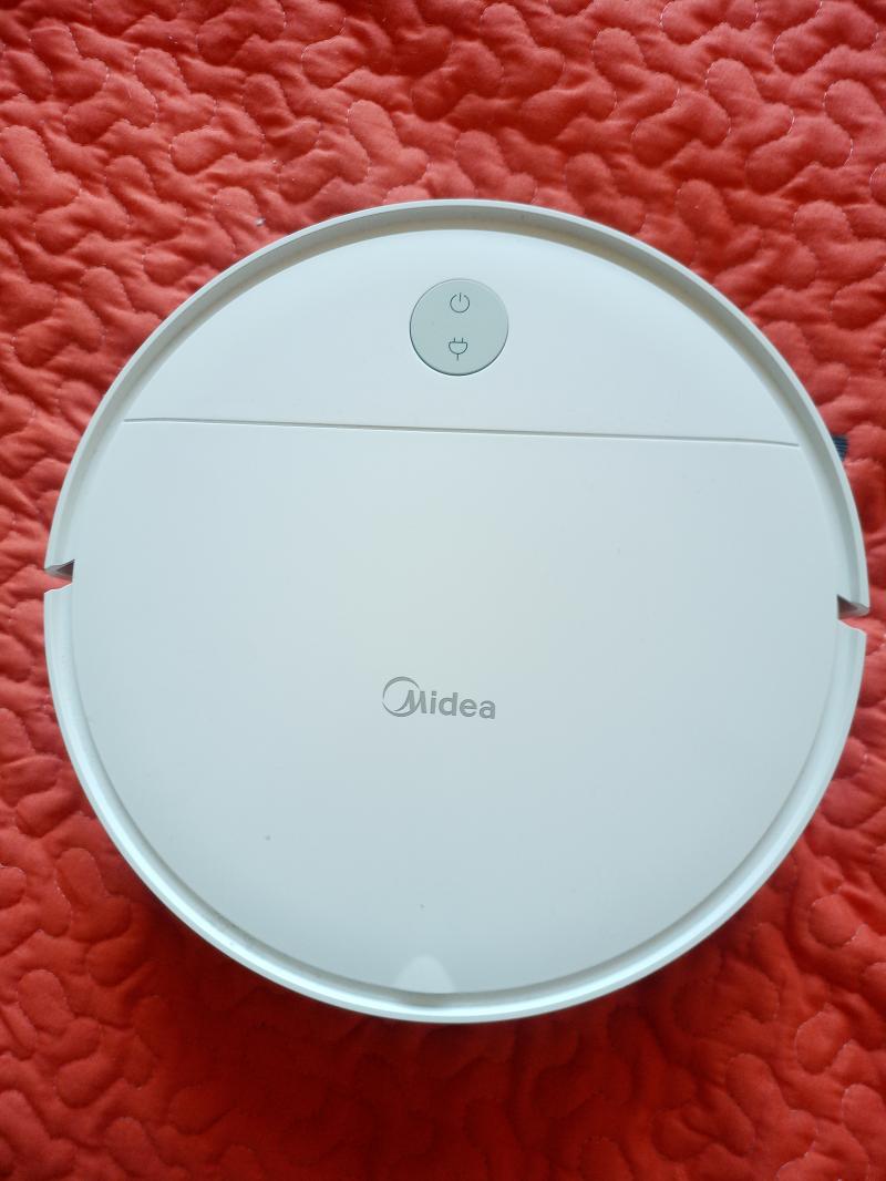 Робот пылесос Midea