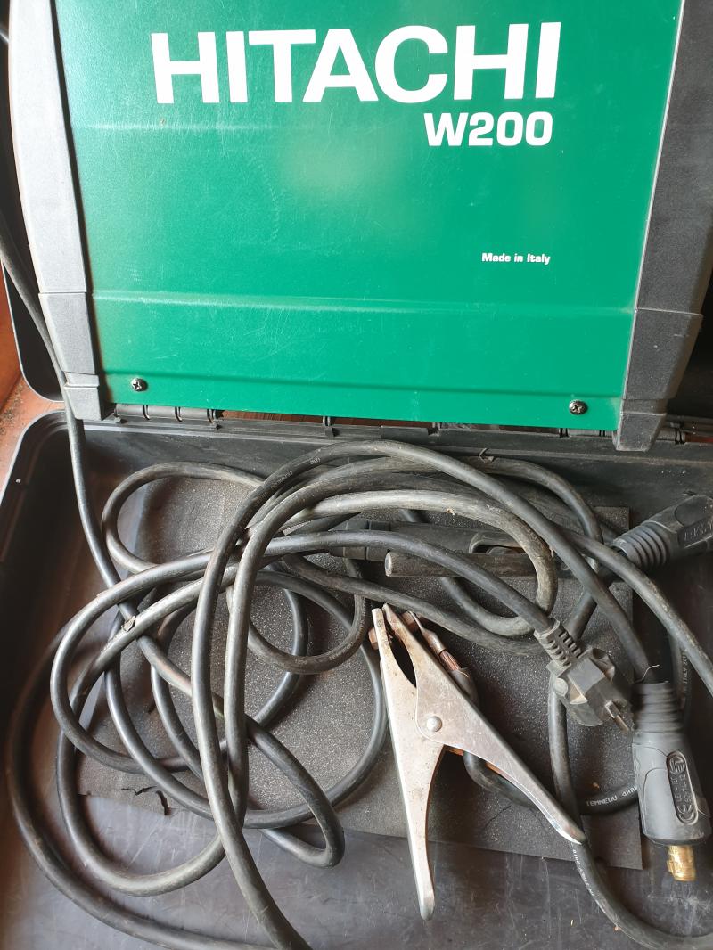 Сварочный инвертор HITACHI W200