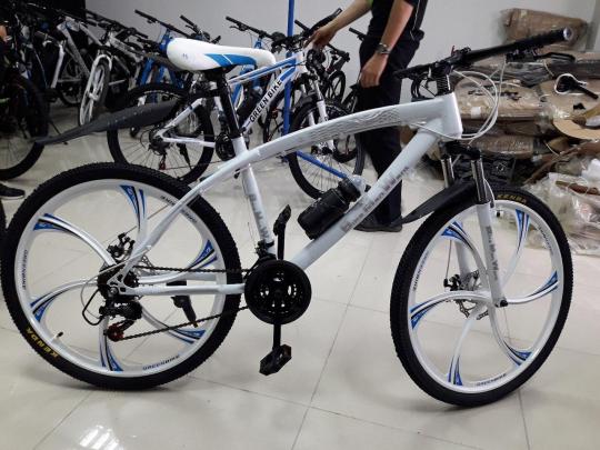 Брендовые велосипеды на литых дисках bmw,land rover,fat bike