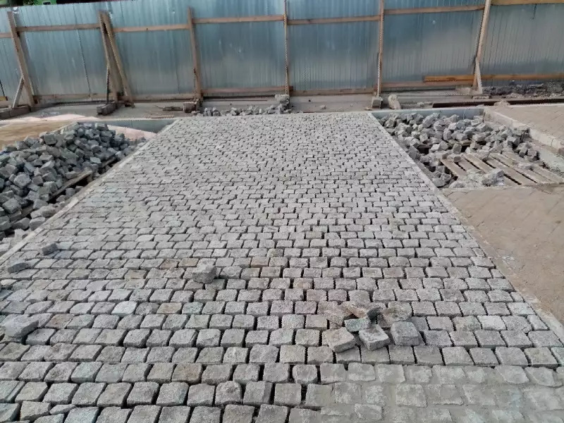 Укладка тротуарной плитки