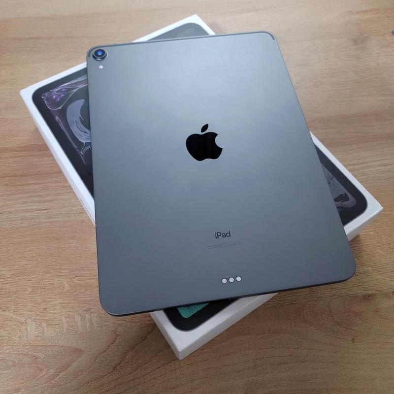  Apple iPad Air (2022)