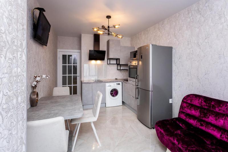 1-к квартира, 42 м2, 3/21 эт.
