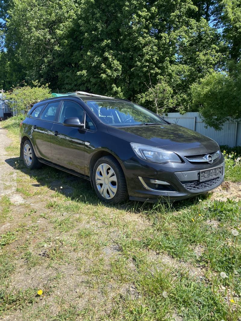 Opel Astra, 2013