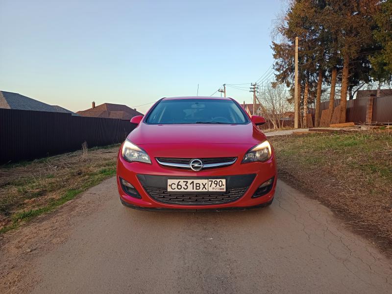 Opel Astra, 2013