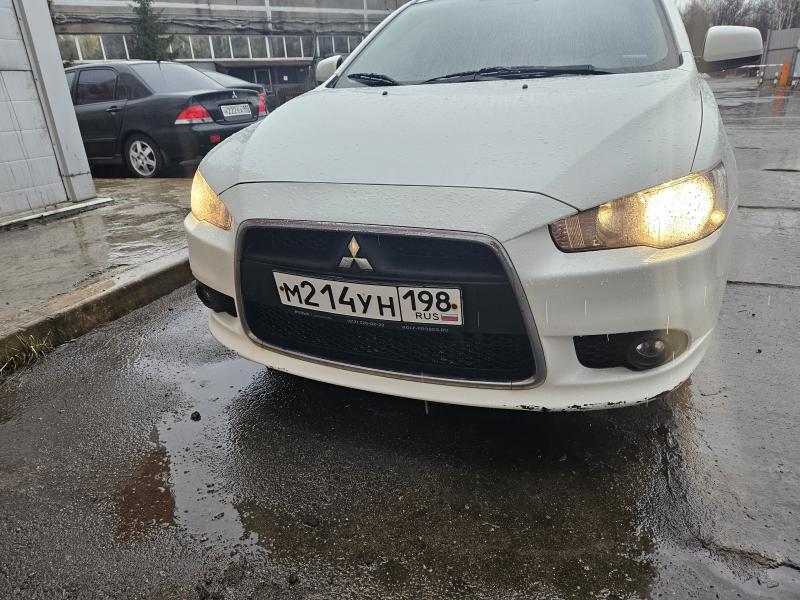 Продается Mitsubishi Lancer