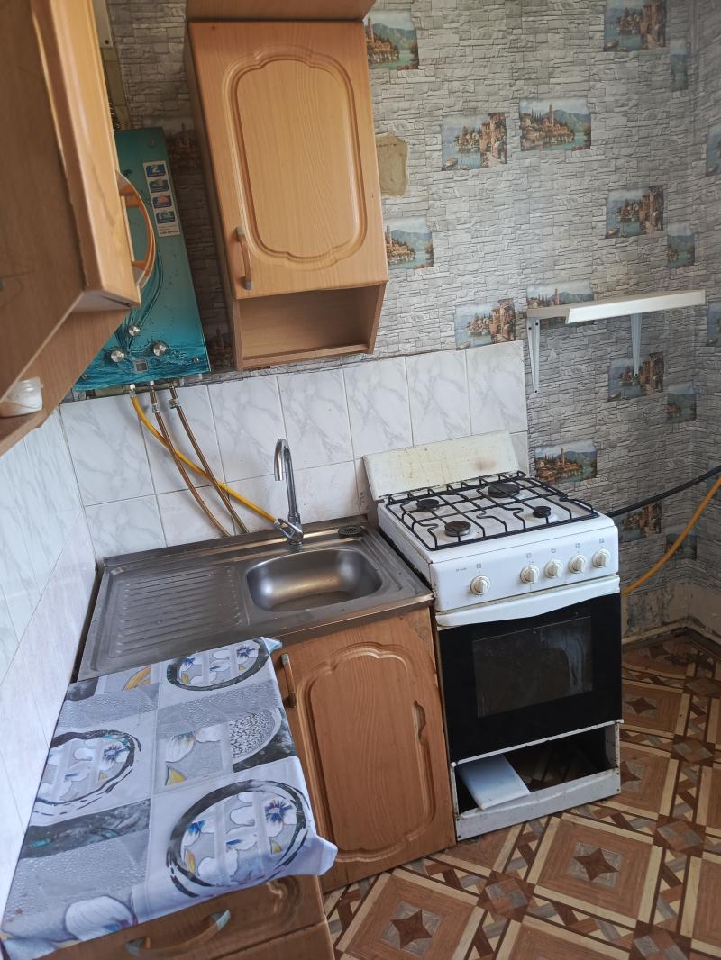 2-к квартира, 45 м2, 4/4 эт.