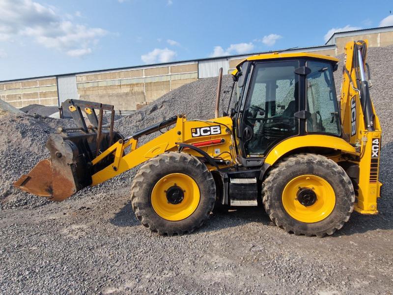 Продаю экскаватор-погрузчик JCB 4CX б/у 2023 г.в.
