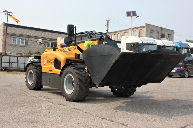 Телескопический погрузчик REDSTAR T200